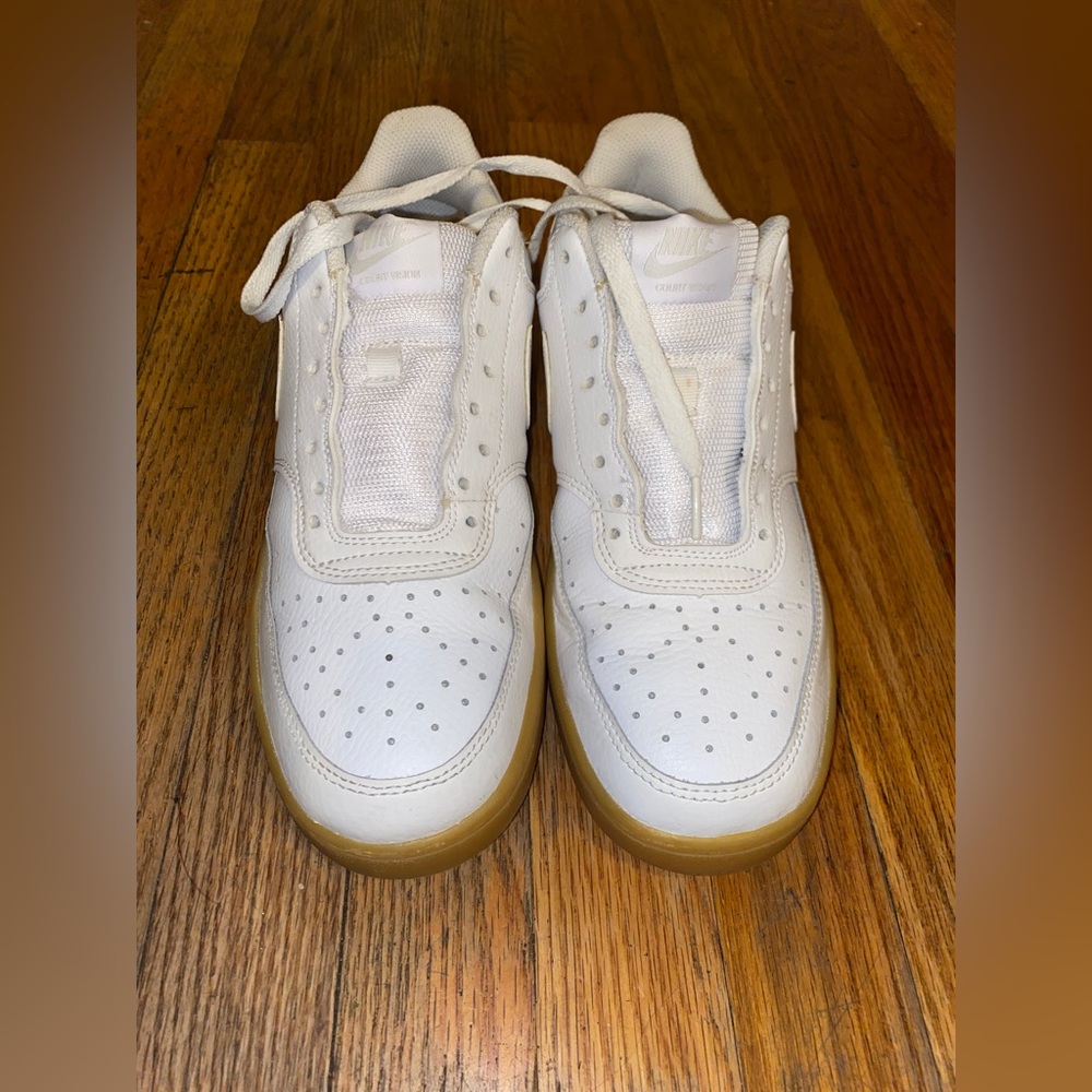 Men's Nike Court Vision Low White Gum Casual Sneakers Sz 9